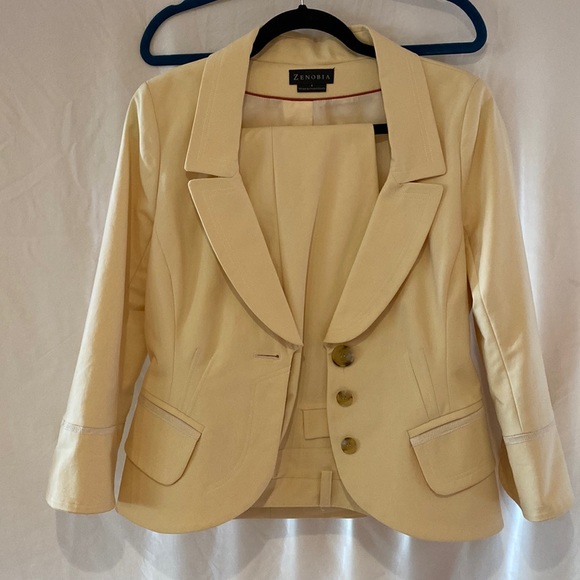 Beautiful Zenobia suit eggshell yellow or ecru Canadian size 8 . - Picture 1 of 9